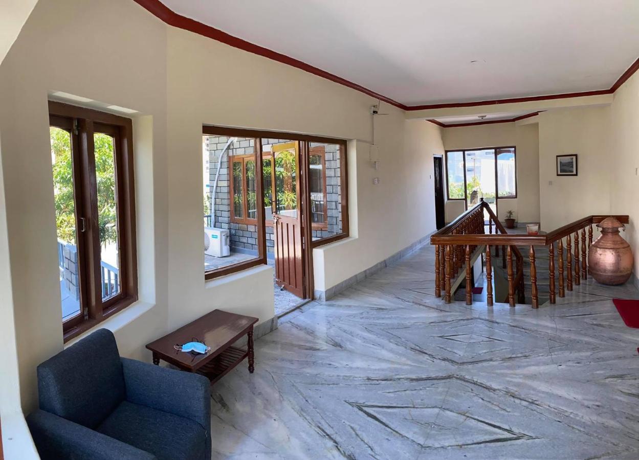 Hotel Blue Magnet Pokhara Bagian luar foto