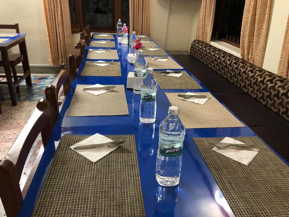 Hotel Blue Magnet Pokhara Bagian luar foto