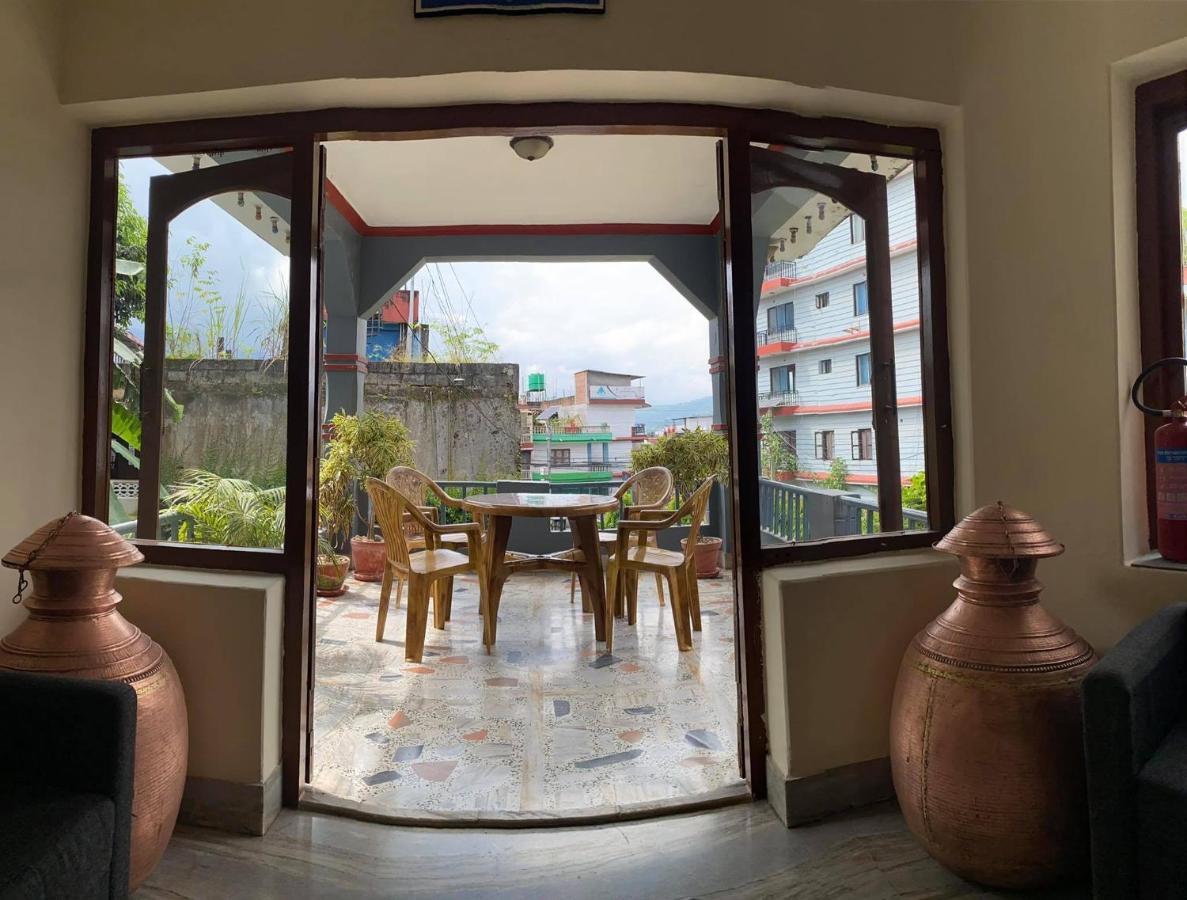 Hotel Blue Magnet Pokhara Bagian luar foto