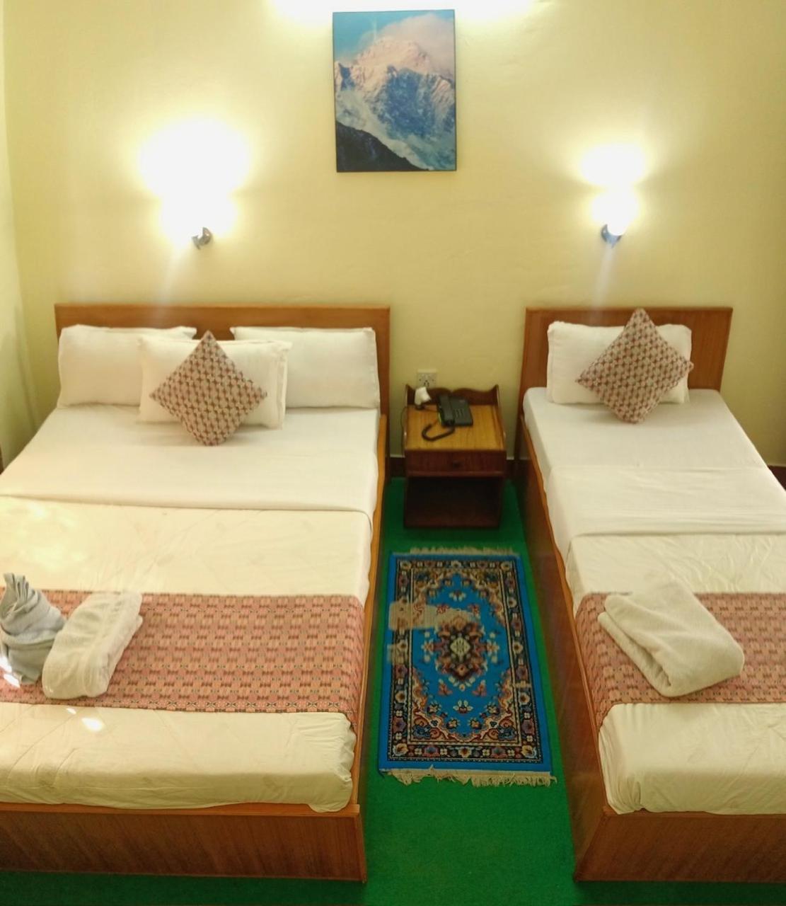 Hotel Blue Magnet Pokhara Bagian luar foto